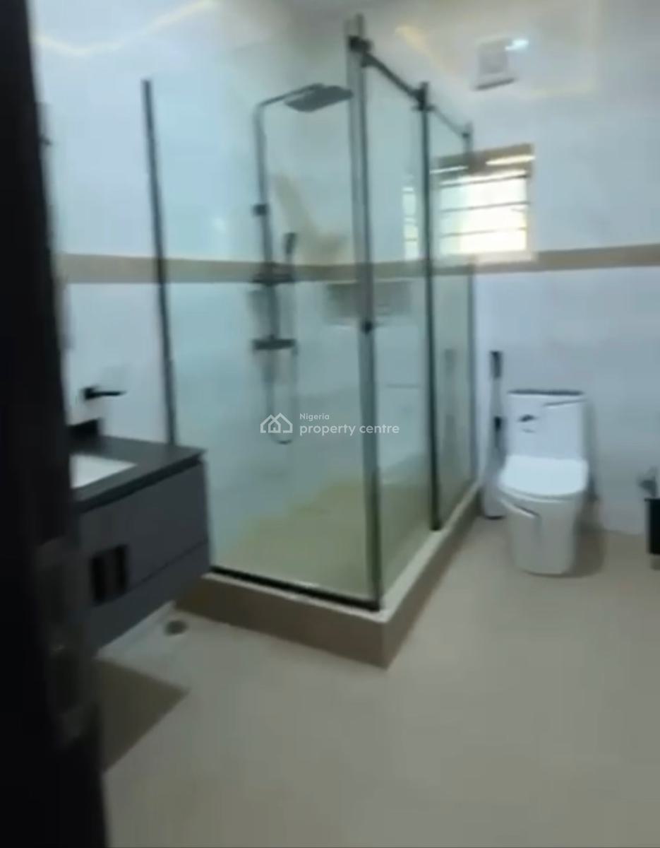 Newly Built Luxurious 4 Bedroom En-suite Terrace Duplex, Gaduwa, Abuja, Terraced Duplex for Sale