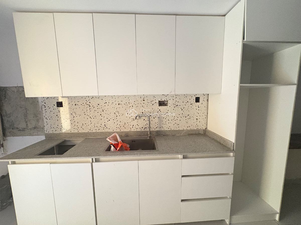 1 Bedroom / Mini Flat, Ayinde Akinmade, Lekki, Lagos, Mini Flat (room and Parlour) for Rent