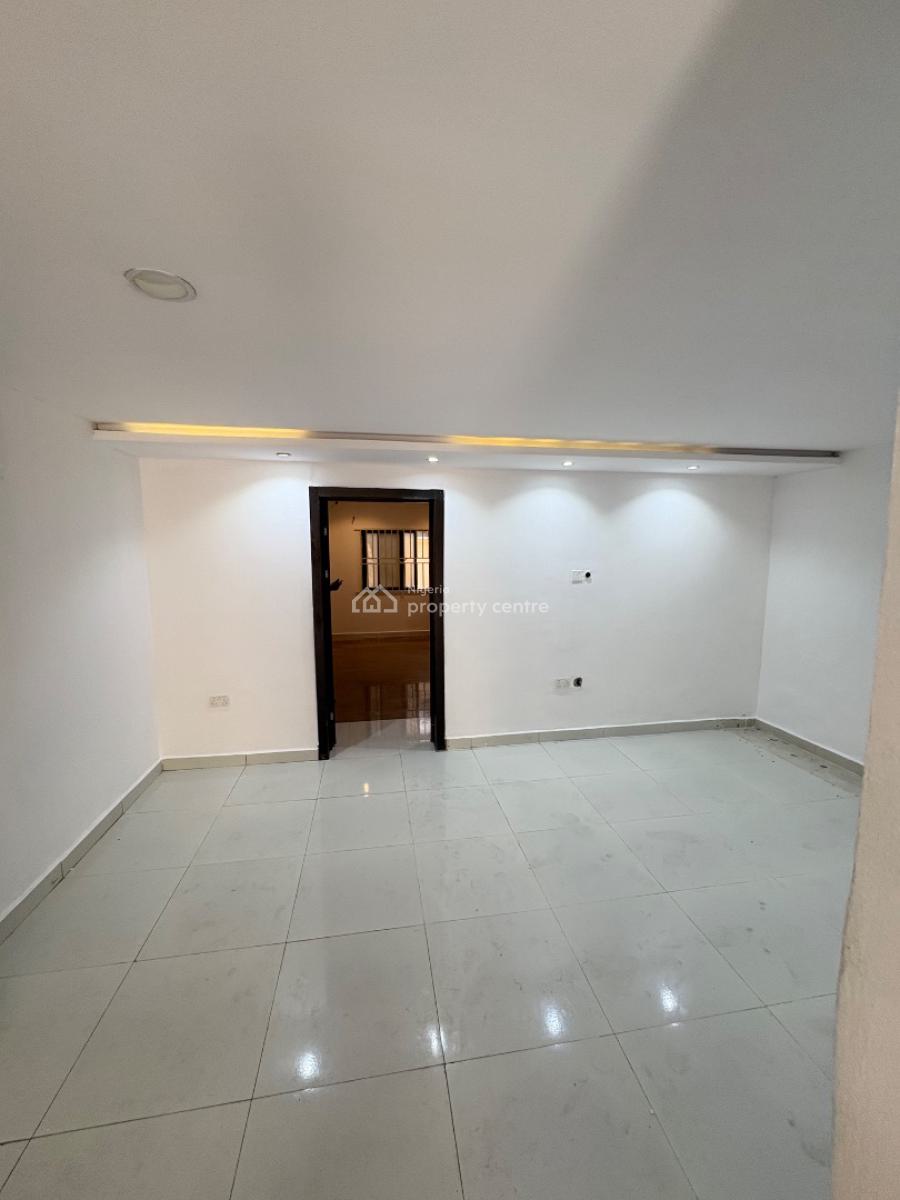 1 Bedroom / Mini Flat, Ayinde Akinmade, Lekki, Lagos, Mini Flat (room and Parlour) for Rent