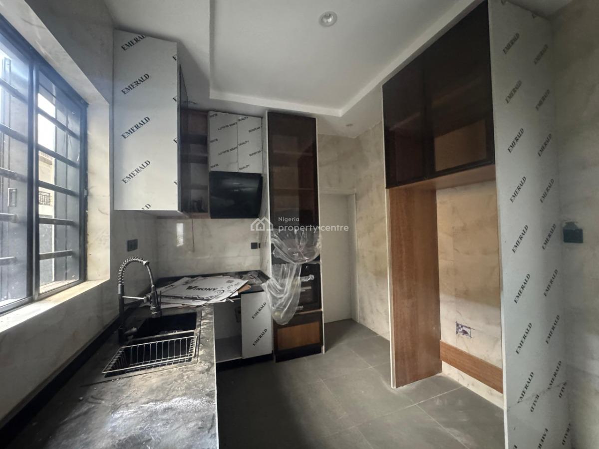 4 Bedroom Semi Detached Duplex, Gra Phase 1, Magodo, Lagos, Semi-detached Duplex for Sale