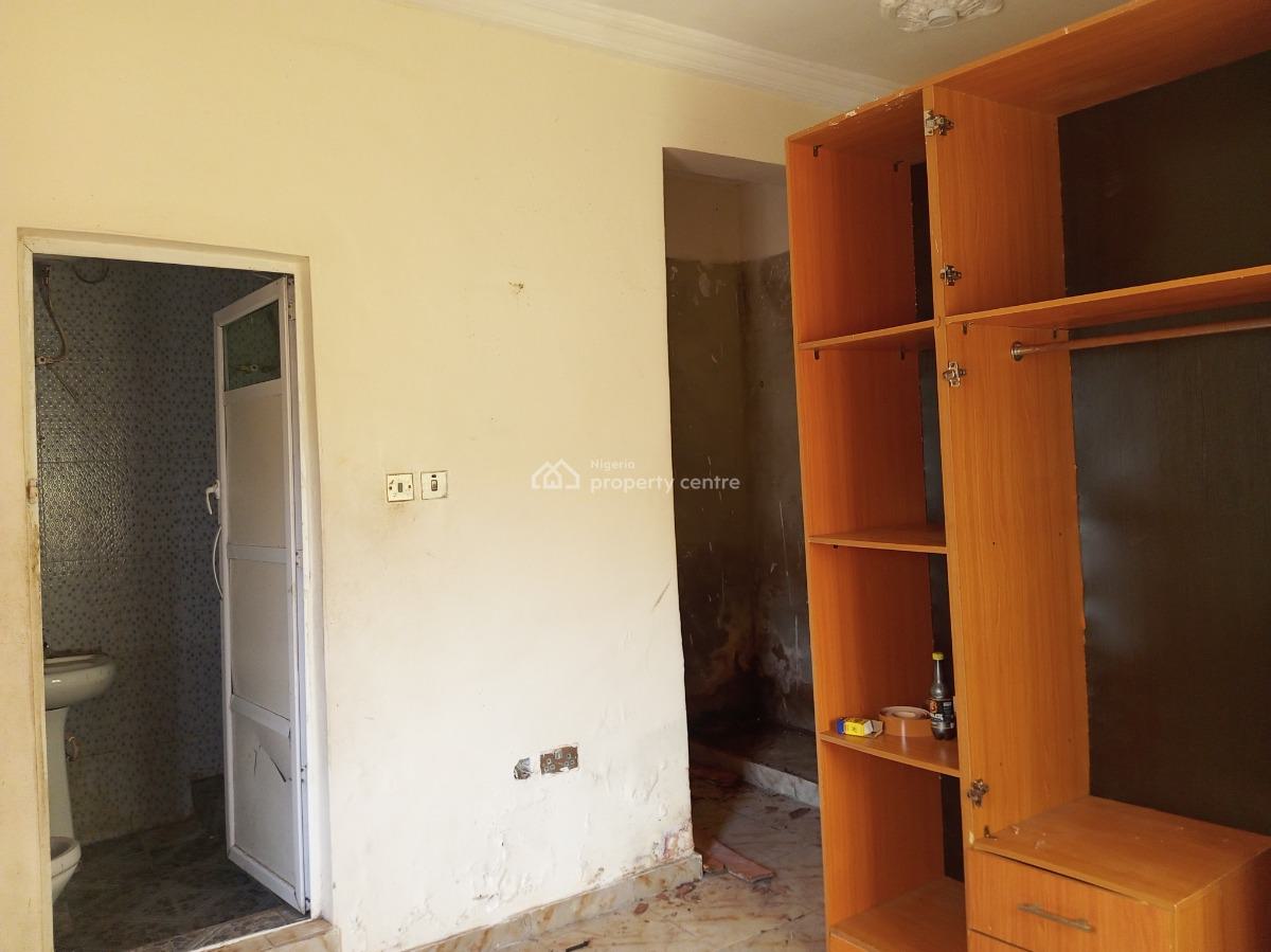 Nice 2 Bedroom Flat, Off Lekki Scheme 2, Abraham Adesanya, Ajiwe, Ajah, Lagos, Flat / Apartment for Rent