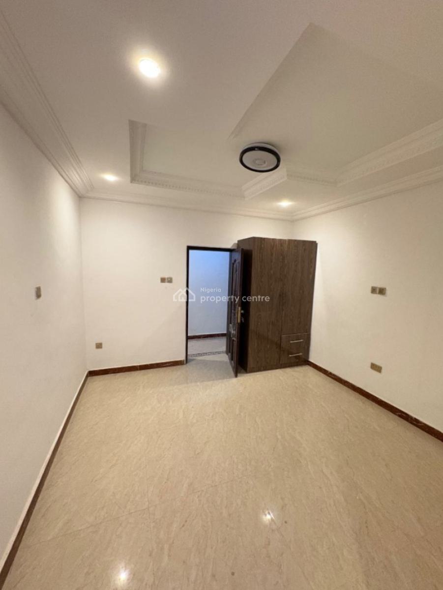 One Room in Spacious Newly Renovated 3-bedroom, Off Admiralty, Lekki Phase 1, Lekki, Lagos, Flat / Apartment for Rent
