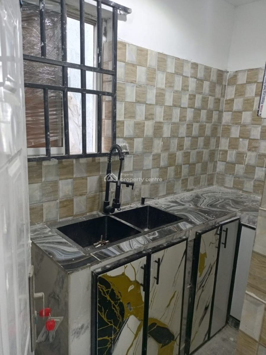 Beautiful and Standard 2 Bedroom Apartment, Ado Road, Ajah, Lagos, Flat / Apartment for Rent