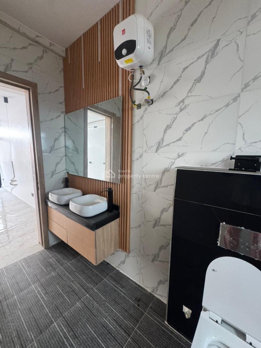 Beautiful 4 Bedroom Terrace Duplex with Bq & Pool, Lekki Phase 1, Lekki, Lagos, Terraced Duplex for Sale