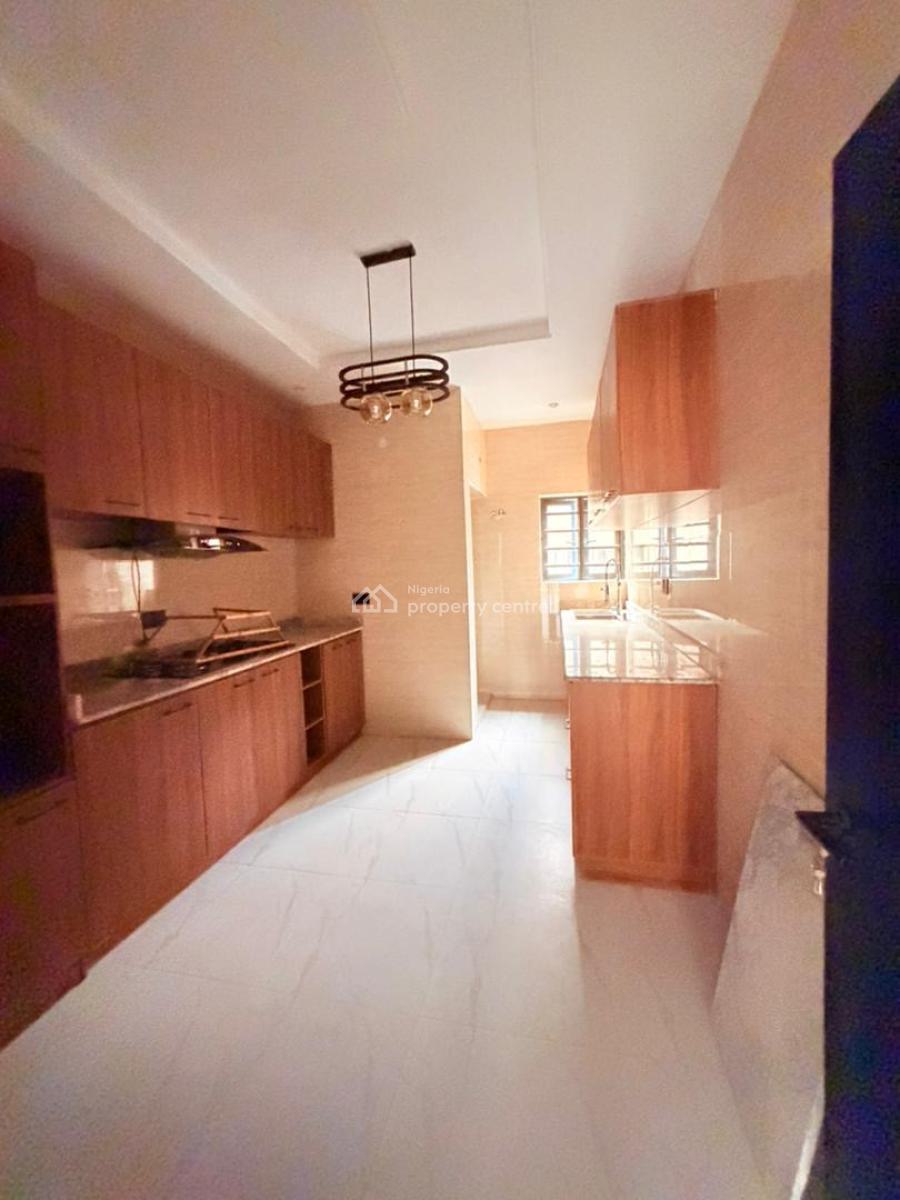 4 Bedroom Semi Detached Duplex, Magodo, Lagos, Semi-detached Duplex for Sale