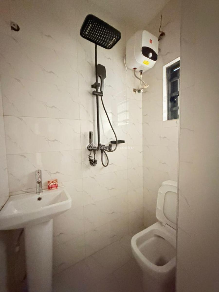 Newly 4 Bedroom Semi Detached Duplex, Magodo, Lagos, Semi-detached Duplex for Sale