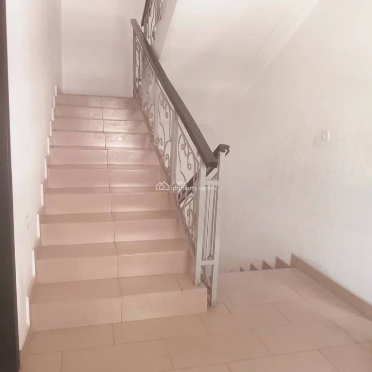 Serviced 3-bedroom Apartment, Agungi, Lekki, Lagos, Flat / Apartment for Rent