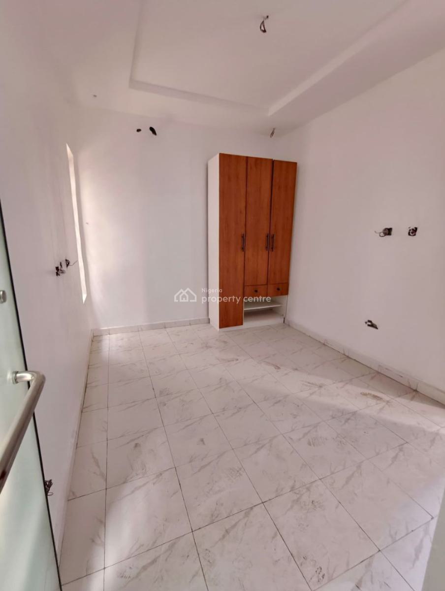 Nicely Built 2 Bedroom Apartment Suitable for Investment, Gbagada, Lagos, Flat / Apartment for Sale