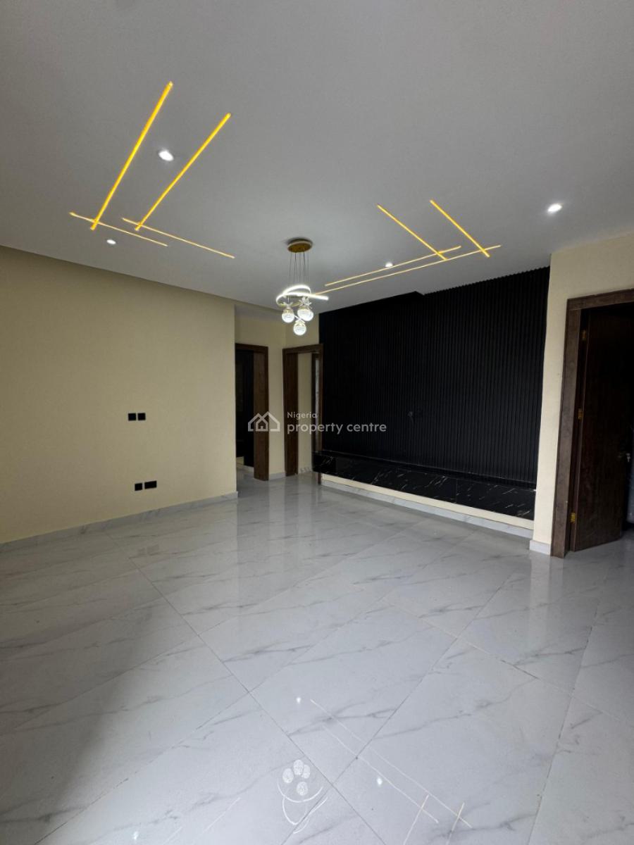 Luxury 2 Bedroom Apartment with Elevator, Bq, Lekki Phase 1, Lekki, Lagos, Flat / Apartment for Sale