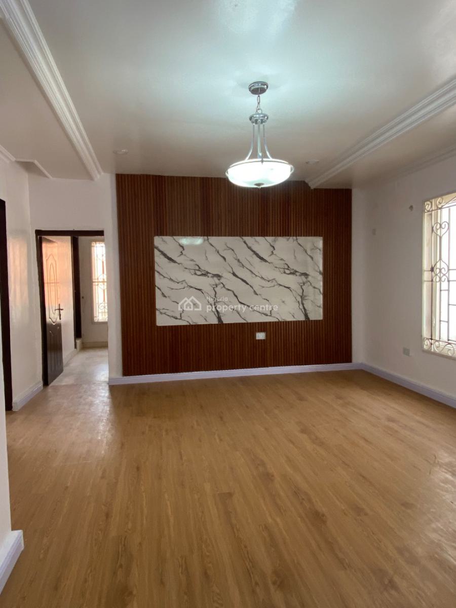 Luxury 3 Bedroom Flat Along Admiralty Way, Along Admiralty Way, Lekki Phase 1, Lekki, Lagos, Flat / Apartment for Rent