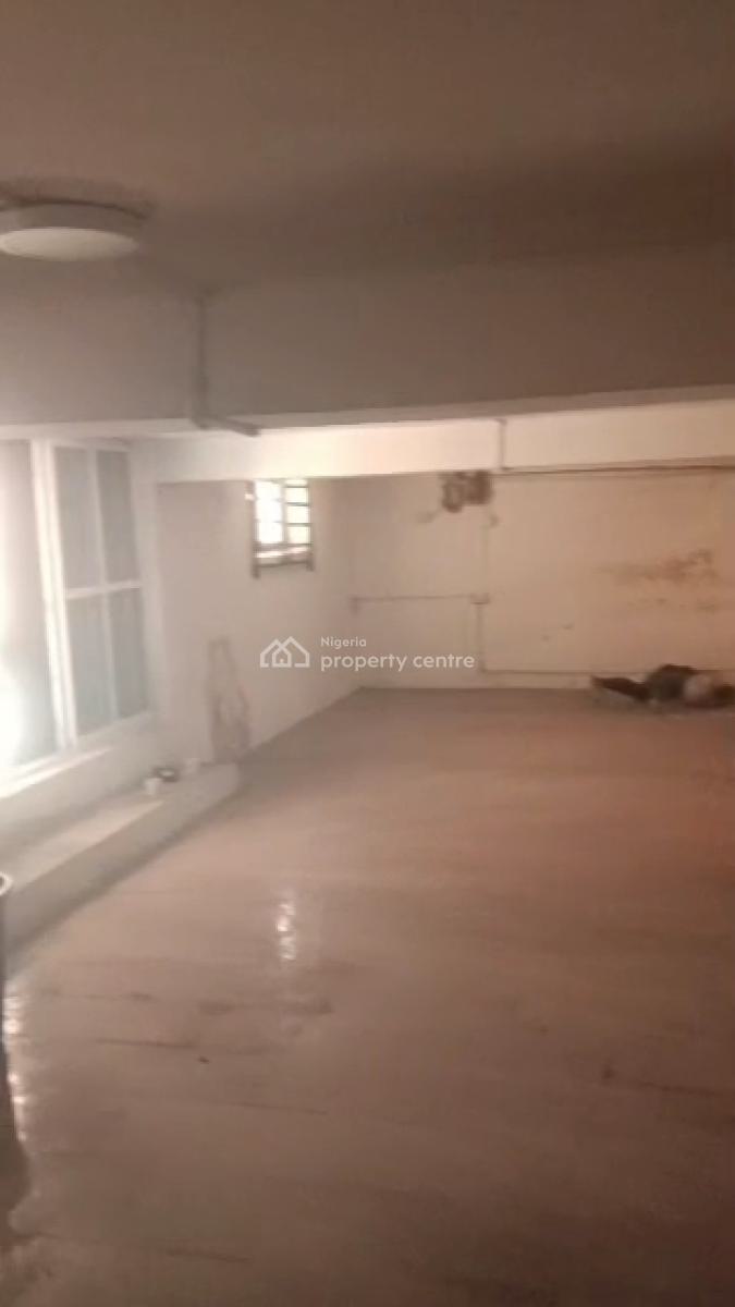 200sqmt Open Plan Space, Opebi, Ikeja, Lagos, Office Space for Rent