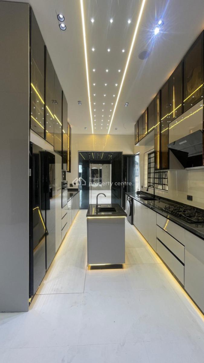 a Luxuriously Spacious 5-bedroom Duplex, Chevron, Lekki, Lagos, Detached Duplex for Sale