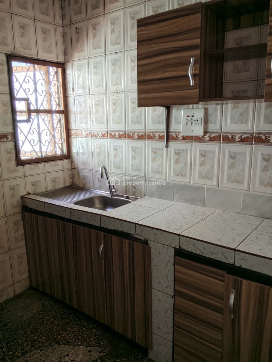 2 Bedrooms Flat, Bergville Road, Gaduwa, Abuja, Flat / Apartment for Rent