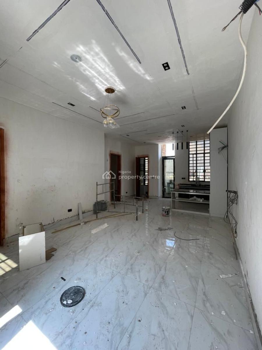 Luxury 2 Bedroom Penthouse Apartment with Elevator, Lekki, Lagos, Flat / Apartment for Sale