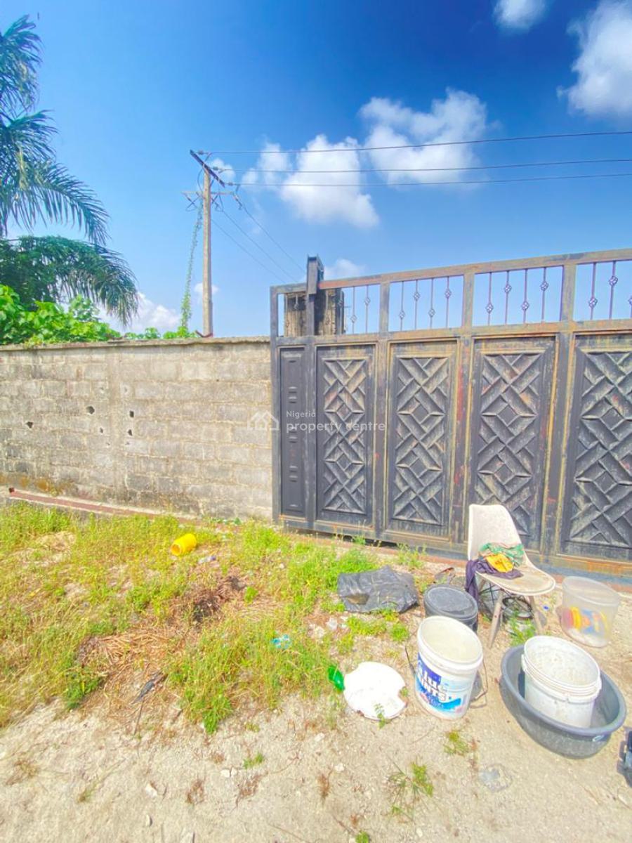 Gated and Well Fenced 5plots of Land(3000sqm)suitable for All Purposes, Directly Facing The Major Ogombo Express Road, Ogombo, Ajah, Lagos, Commercial Land for Rent
