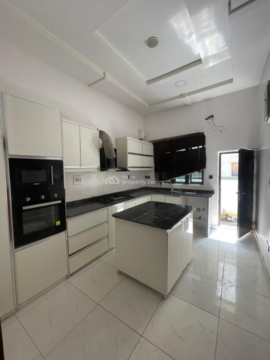 4 Bedrooms Semi Detached Duplex with a Bq, Osapa, Lekki, Lagos, Semi-detached Duplex for Rent