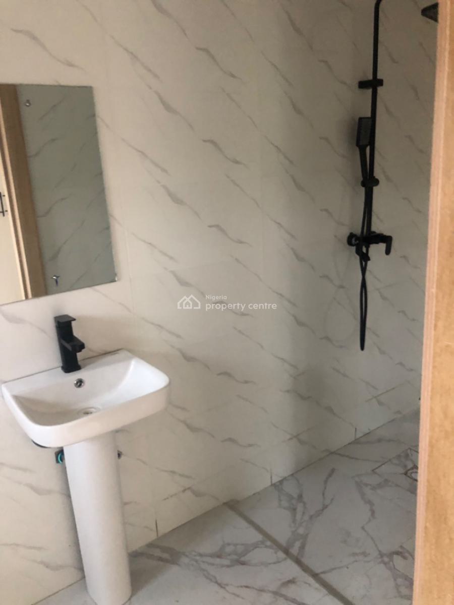 Most Spacious 3 Bedrooms Flat Ever, Peninsula Garden, Behind Blenco, Sangotedo, Ajah, Lagos, Flat / Apartment for Rent