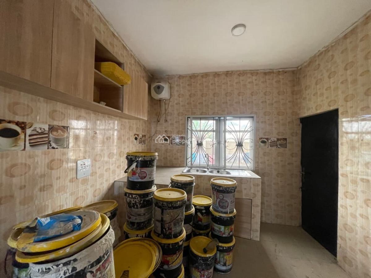 3 Bedroom Apartment, Mobil Road, Ajah, Lagos, Flat / Apartment for Rent