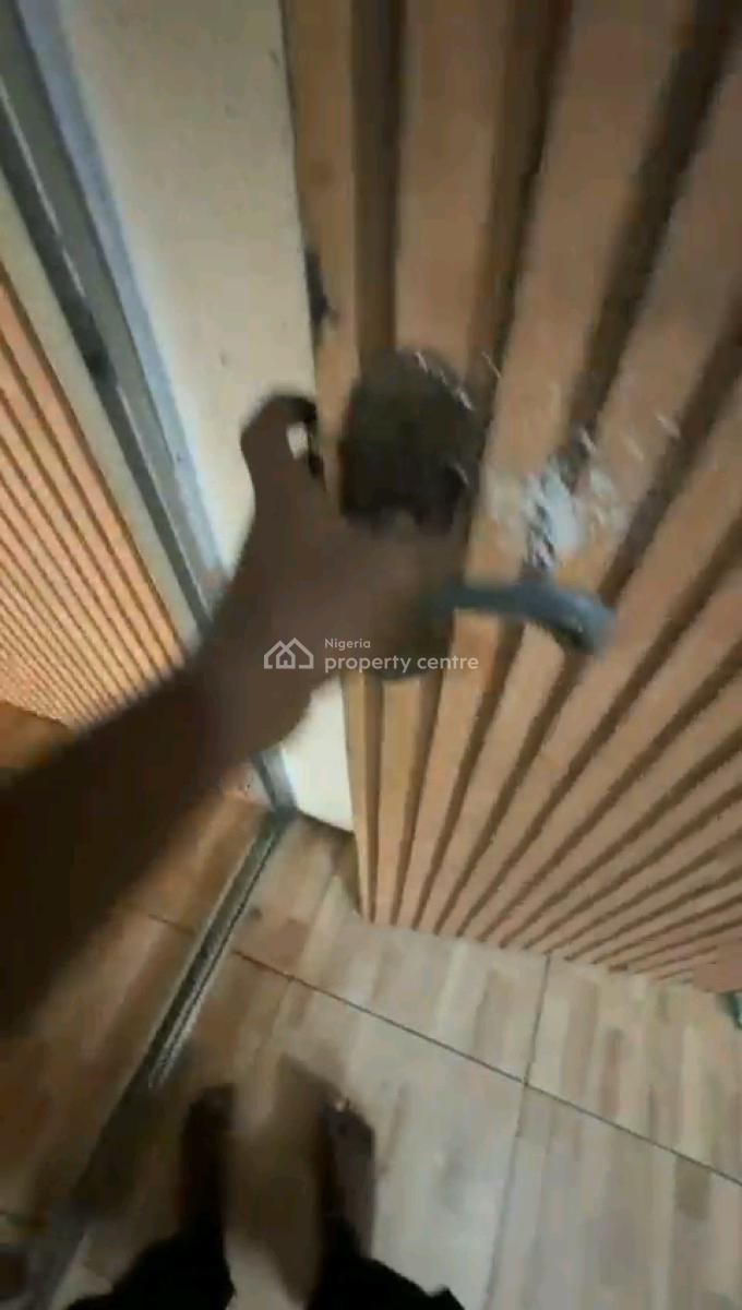 Neatly Used, Spacious and Standard 2 Bedroom Flat, Off Kayode Street, Onipanu, Shomolu, Lagos, Flat / Apartment for Rent