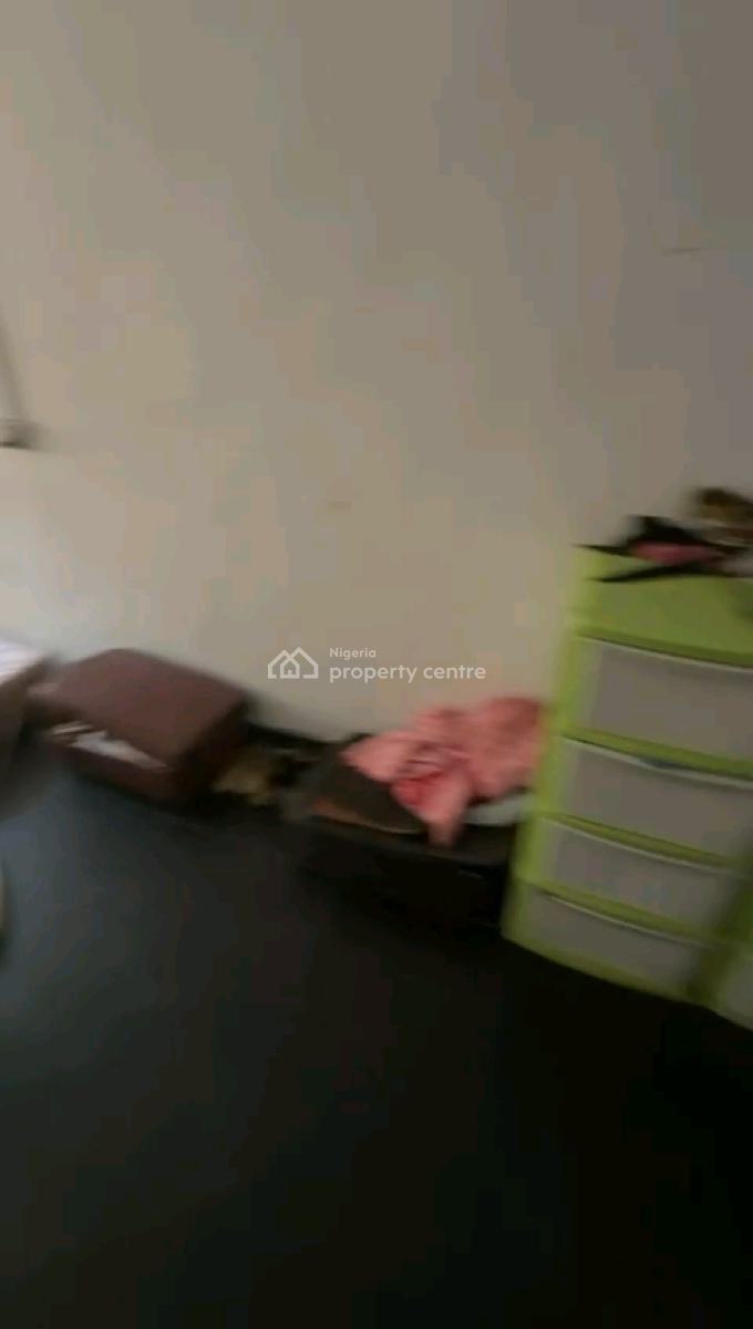 Neatly Used, Spacious and Standard 2 Bedroom Flat, Off Kayode Street, Onipanu, Shomolu, Lagos, Flat / Apartment for Rent