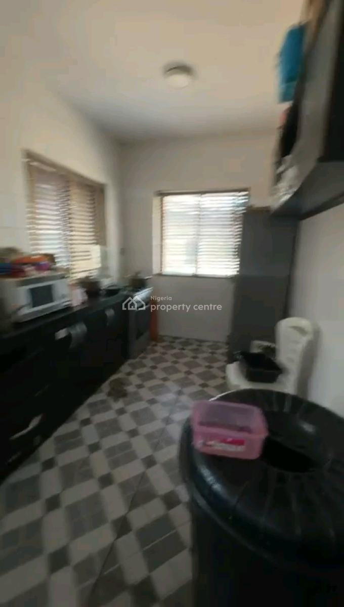 Neatly Used, Spacious and Standard 2 Bedroom Flat, Off Kayode Street, Onipanu, Shomolu, Lagos, Flat / Apartment for Rent