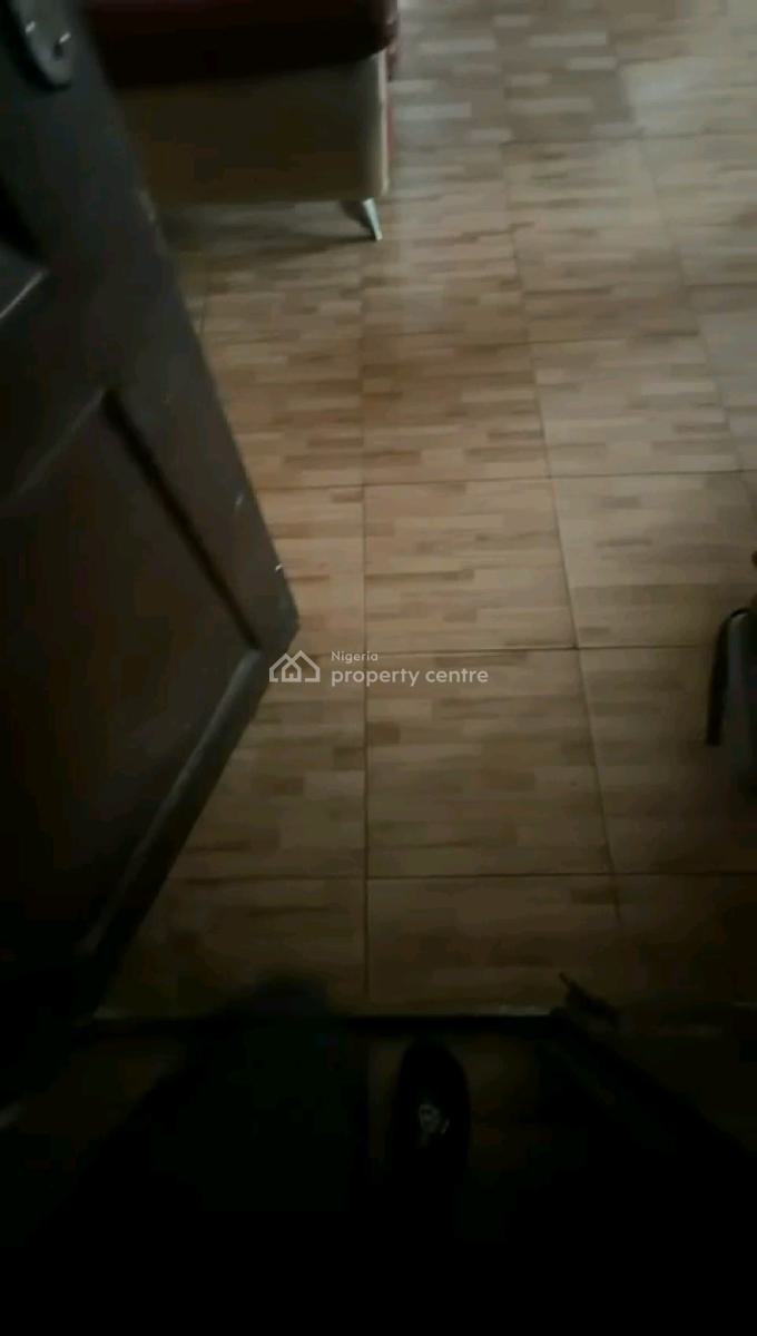 Neatly Used, Spacious and Standard 2 Bedroom Flat, Off Kayode Street, Onipanu, Shomolu, Lagos, Flat / Apartment for Rent