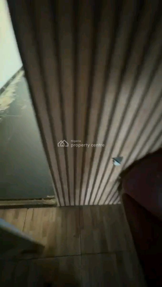 Neatly Used, Spacious and Standard 2 Bedroom Flat, Off Kayode Street, Onipanu, Shomolu, Lagos, Flat / Apartment for Rent