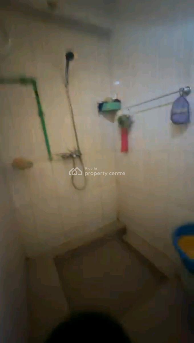 Neatly Used, Spacious and Standard 2 Bedroom Flat, Off Kayode Street, Onipanu, Shomolu, Lagos, Flat / Apartment for Rent