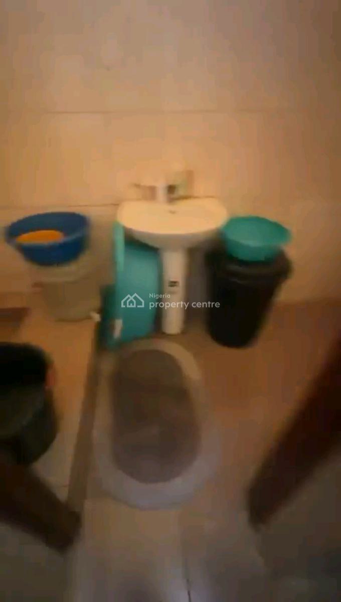 Neatly Used, Spacious and Standard 2 Bedroom Flat, Off Kayode Street, Onipanu, Shomolu, Lagos, Flat / Apartment for Rent