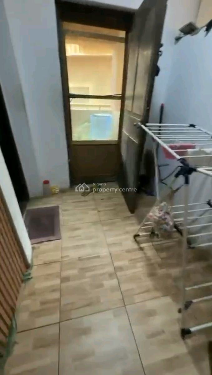 Neatly Used, Spacious and Standard 2 Bedroom Flat, Off Kayode Street, Onipanu, Shomolu, Lagos, Flat / Apartment for Rent