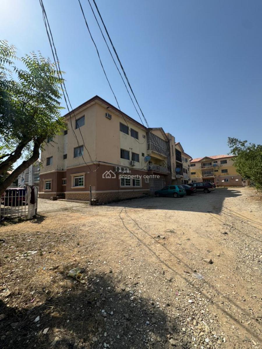 a Lovely Three Bedroom Apartment with Bq, Fha, Gwarinpa, Abuja, House for Sale