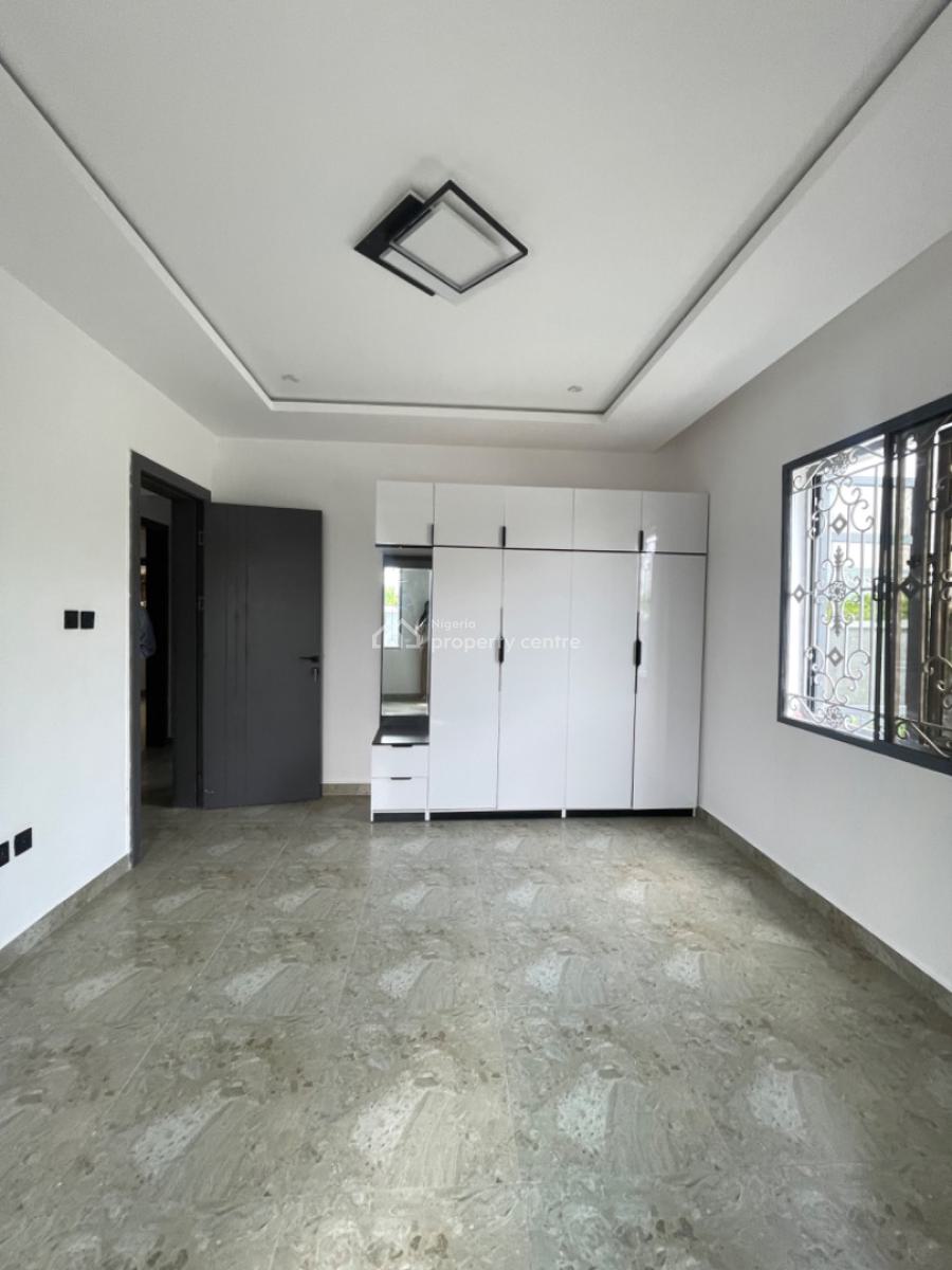 3 Bedroom Flat (downstairs), Sangotedo, Ajah, Lagos, Flat / Apartment for Rent