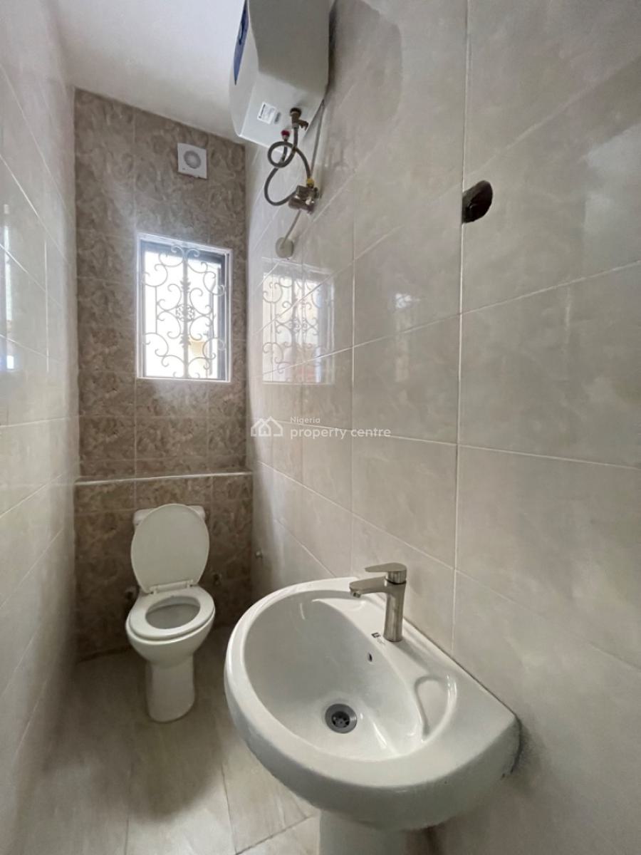 3 Bedroom Flat (downstairs), Sangotedo, Ajah, Lagos, Flat / Apartment for Rent