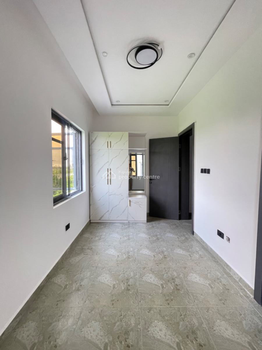 3 Bedroom Flat (upstairs), Sangotedo, Ajah, Lagos, Flat / Apartment for Rent