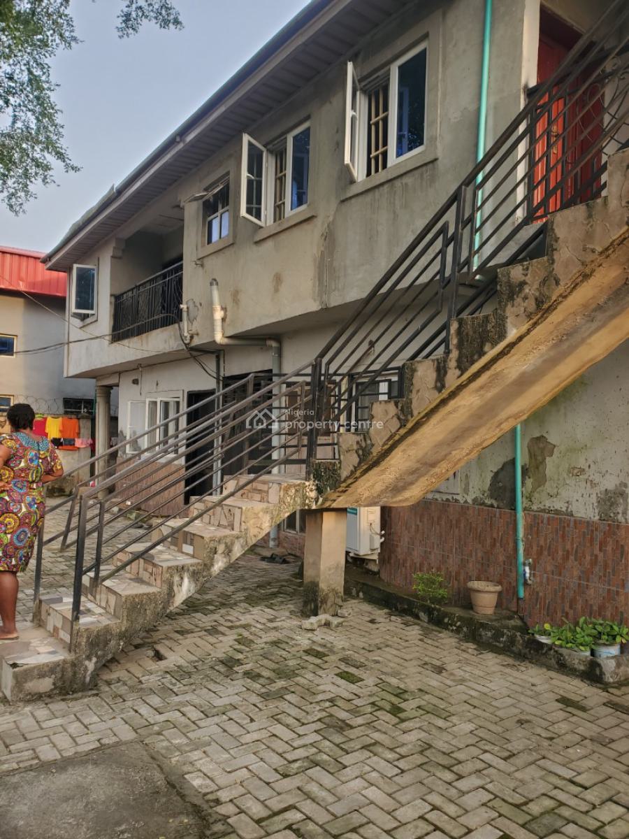 Block of Flats, Behind Makogi Health Centre Road, Makogi Estate, Magboro, Ogun, Block of Flats for Sale