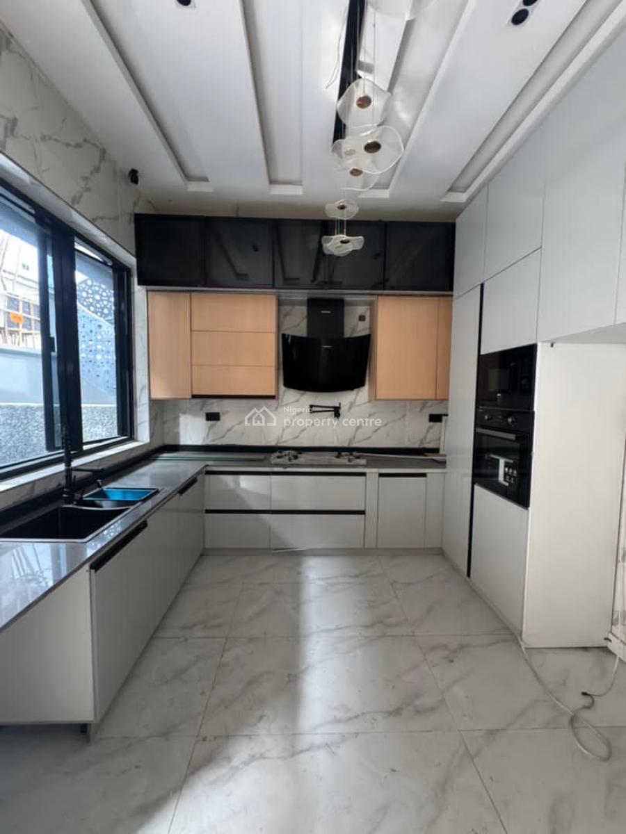 Beautiful 4 Bedrooms Terraced Duplex with Pool & Modern Amenities, Lekki Phase 1, Lekki, Lagos, Terraced Duplex for Sale