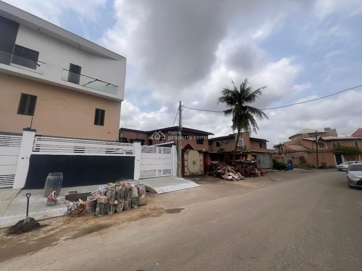 5 Bedroom Fully Detached Duplex, Wemco Road, Ikeja, Lagos, Detached Duplex for Sale
