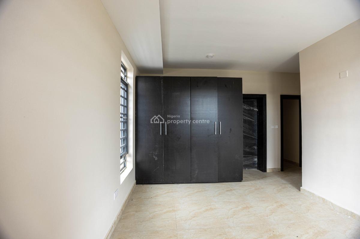 a 3 Bedroom with Bq, By Close to Evercare Hospital, Lekki Phase 1, Lekki, Lagos, Flat / Apartment for Rent