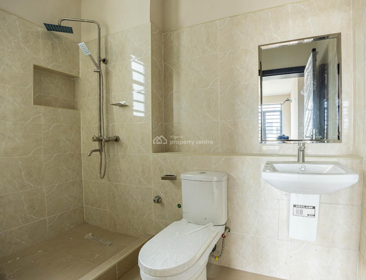 a 3 Bedroom with Bq, By Close to Evercare Hospital, Lekki Phase 1, Lekki, Lagos, Flat / Apartment for Rent