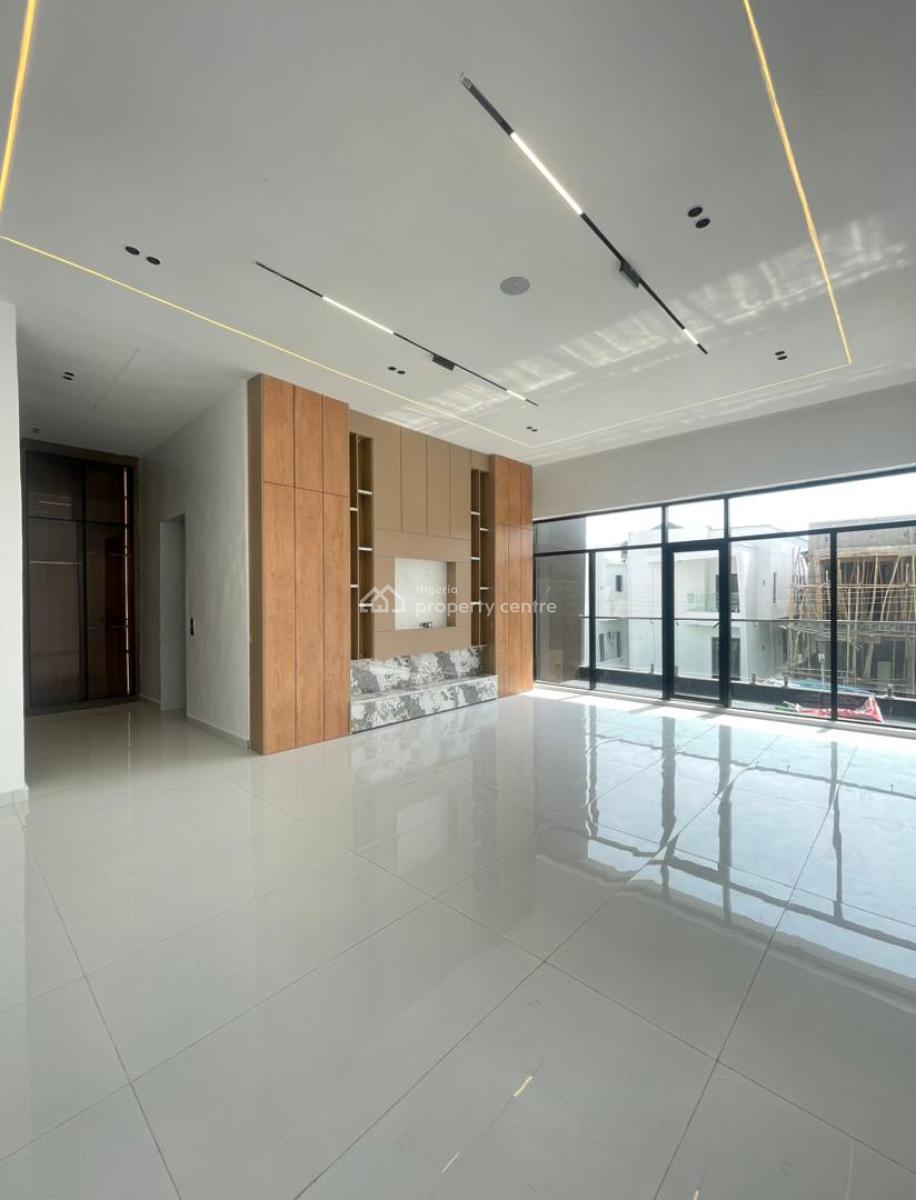 Luxuriously Built Spacious 4 Bedroom Fully Detached Home, Lekki, Lagos, Detached Duplex for Sale