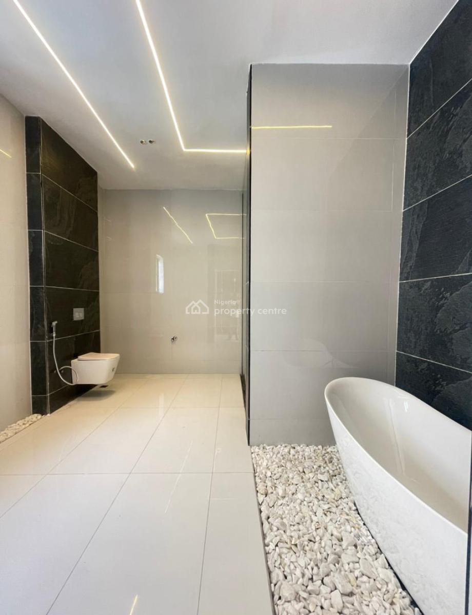 Luxuriously Built Spacious 4 Bedroom Fully Detached Home, Lekki, Lagos, Detached Duplex for Sale