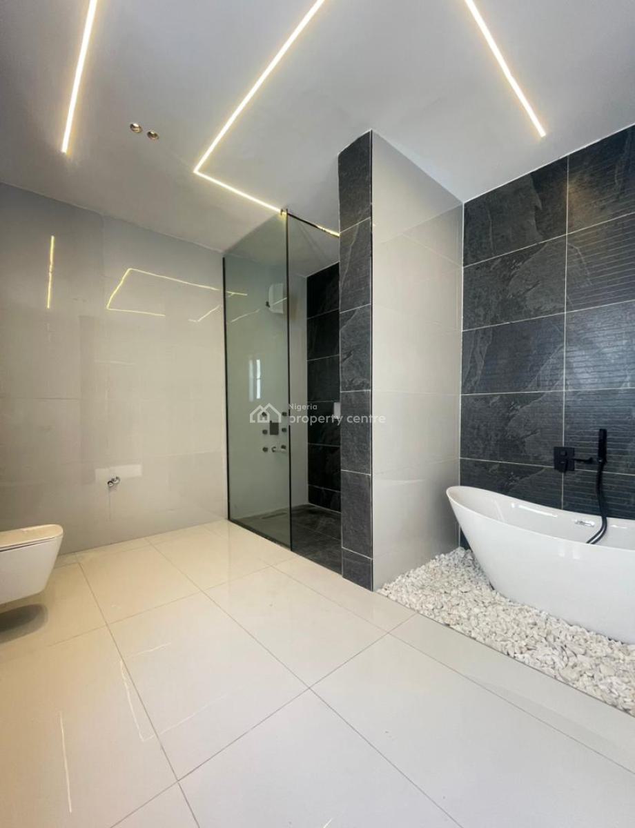 Luxuriously Built Spacious 4 Bedroom Fully Detached Home, Lekki, Lagos, Detached Duplex for Sale