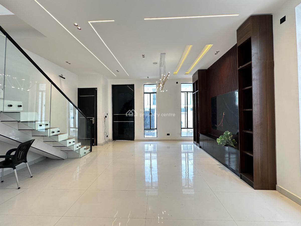 Lovely & Vibrant 4 Bedroom Detached Duplex with a Bq, Chevron Tollgate, Lekki, Lagos, Detached Duplex for Sale