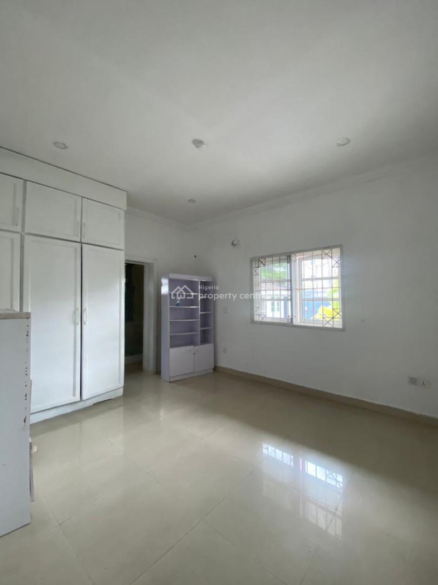 Luxury Service 3 Bedroom Apartment with Bq, Lekki Phase 1, Lekki, Lagos, Flat / Apartment for Rent