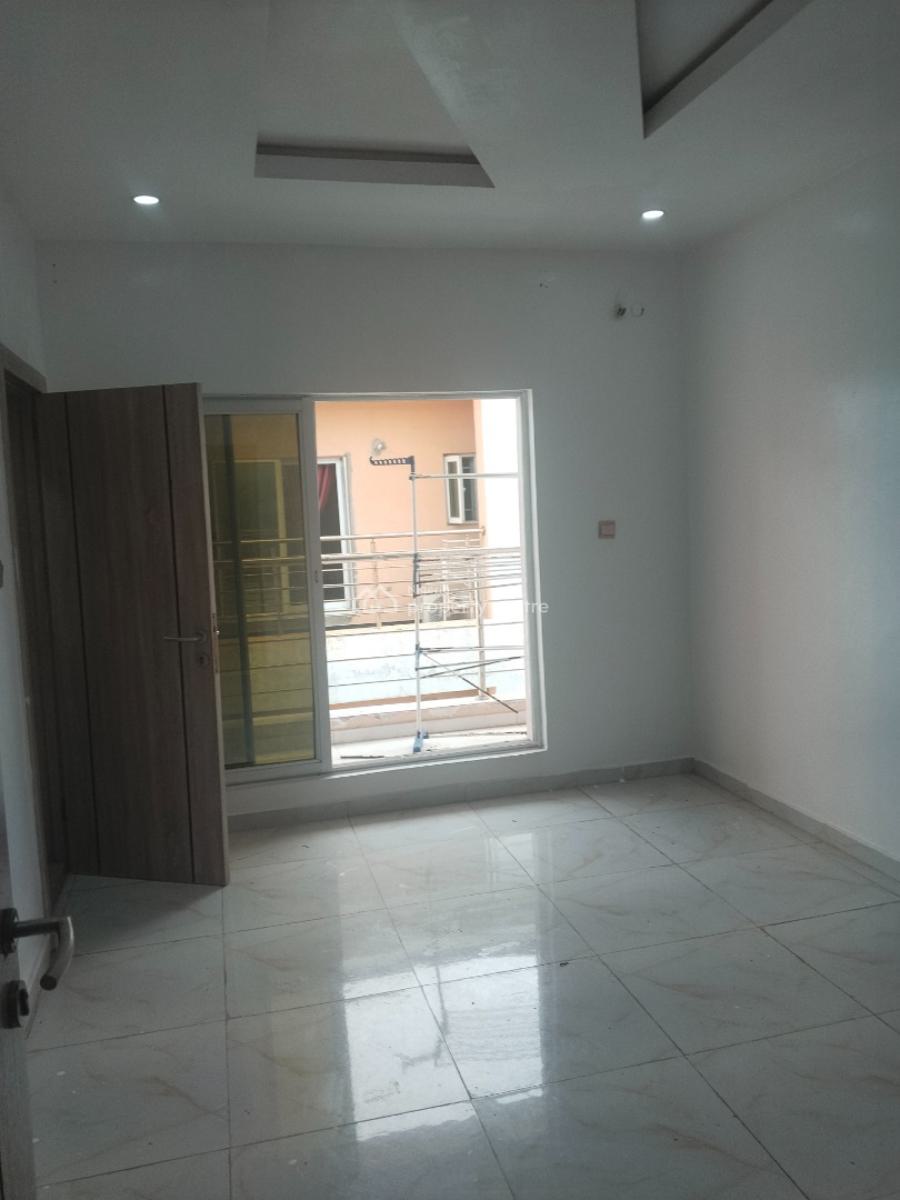 Specious 3 Bedroom Flat, By Coastal Road, Ikate Elegushi, Lekki, Lagos, Flat / Apartment for Rent