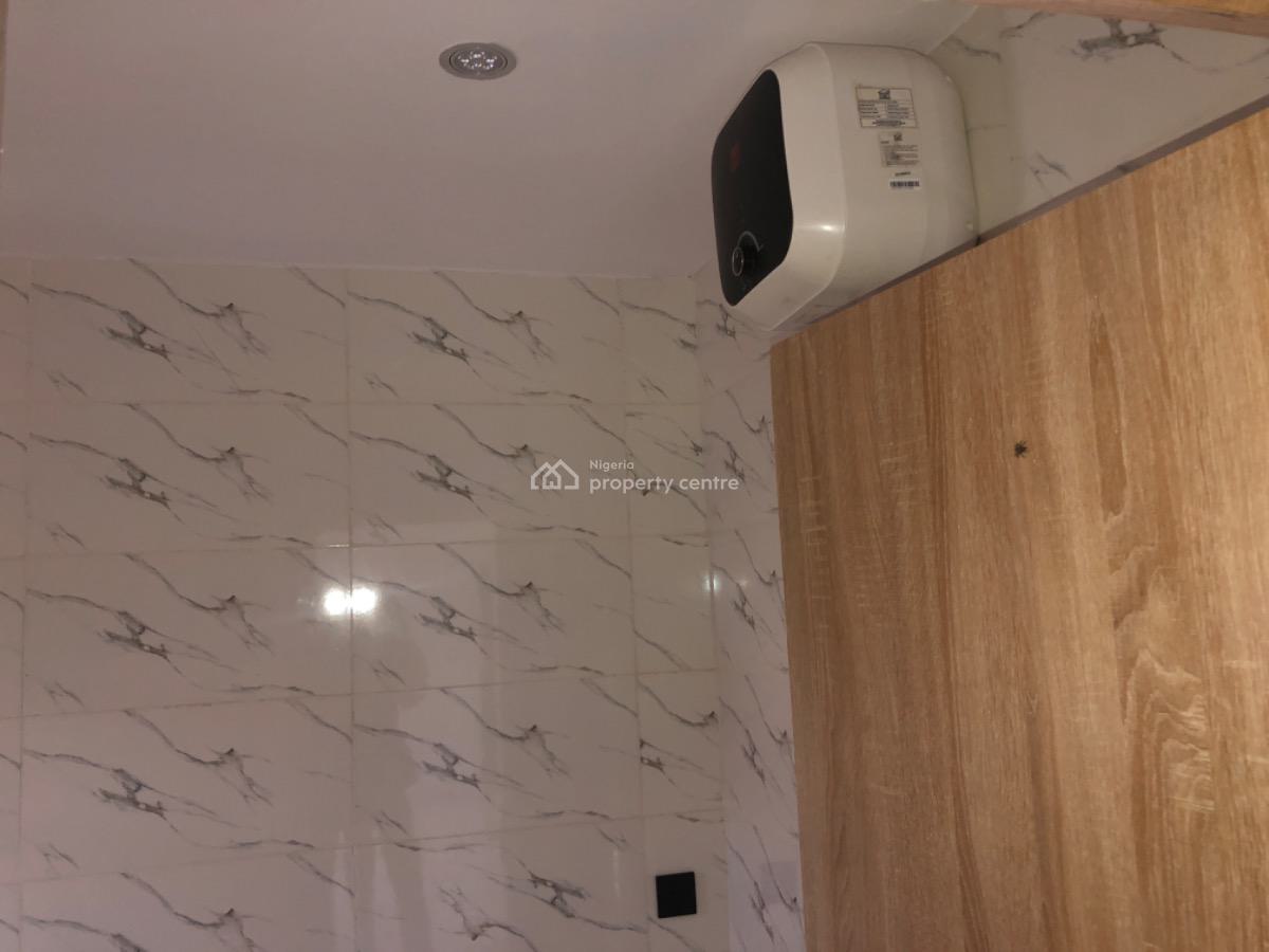 Newly Built 3 Bedroom Apartment with Bq Pool and Gym(video Available), Lekki Phase 1, Lekki, Lagos, Flat / Apartment for Rent