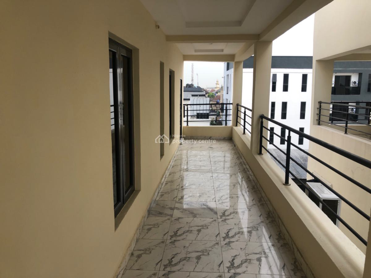 Newly Built 3 Bedroom Apartment with Bq Pool and Gym(video Available), Lekki Phase 1, Lekki, Lagos, Flat / Apartment for Rent