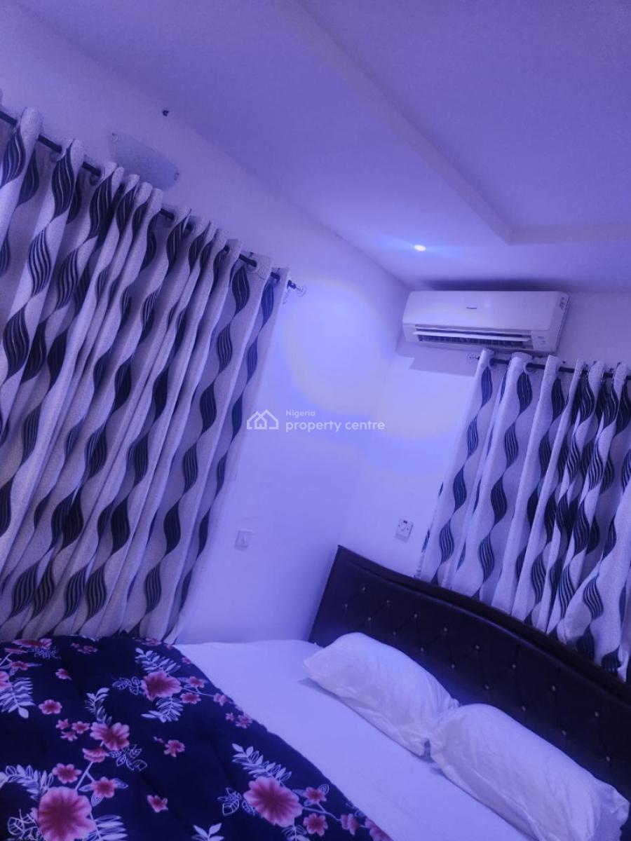 1 Bedroom Apartment, Gra Phase 2, Magodo, Lagos, Mini Flat (room and Parlour) for Rent