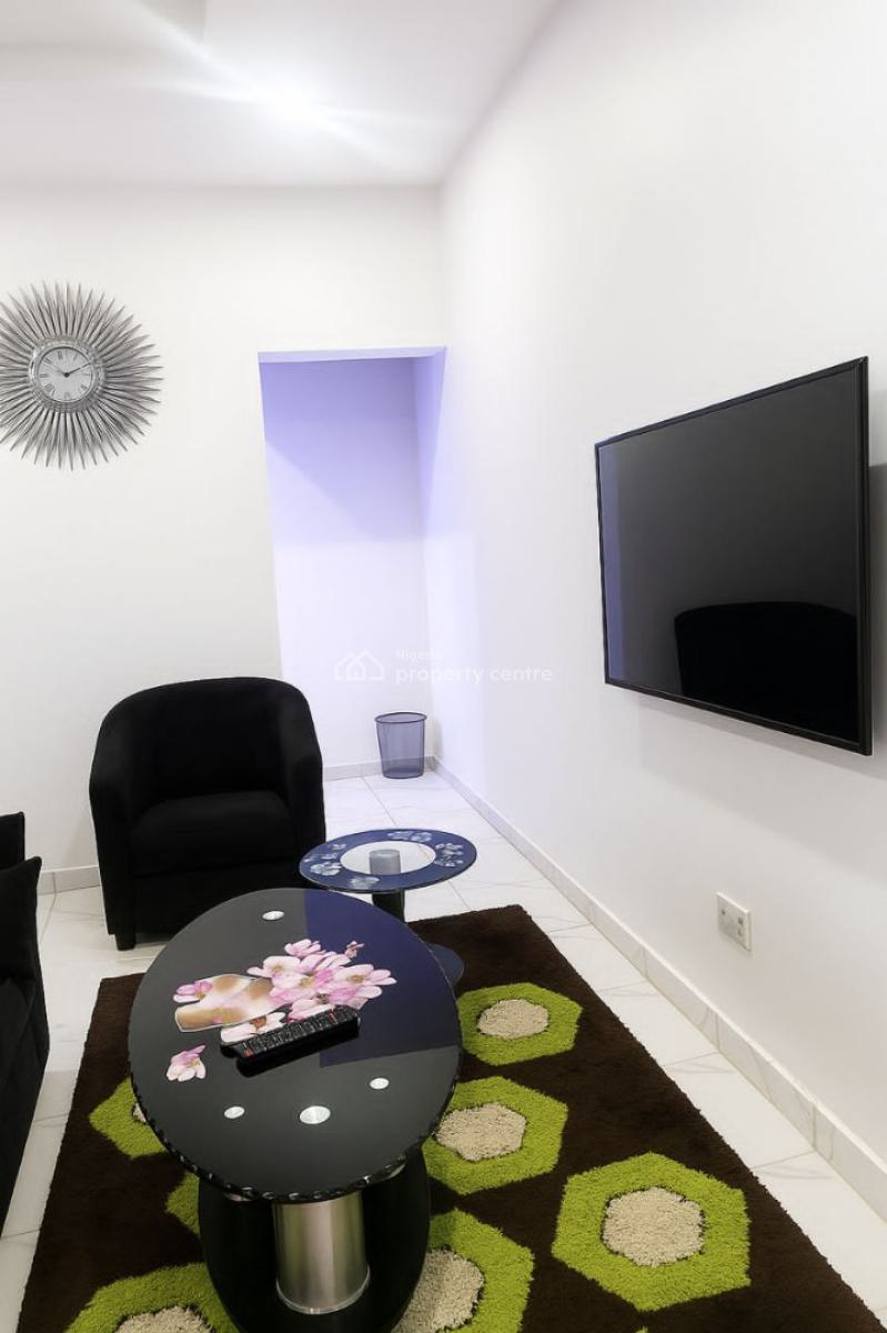 1 Bedroom Apartment, Gra Phase 2, Magodo, Lagos, Mini Flat (room and Parlour) for Rent