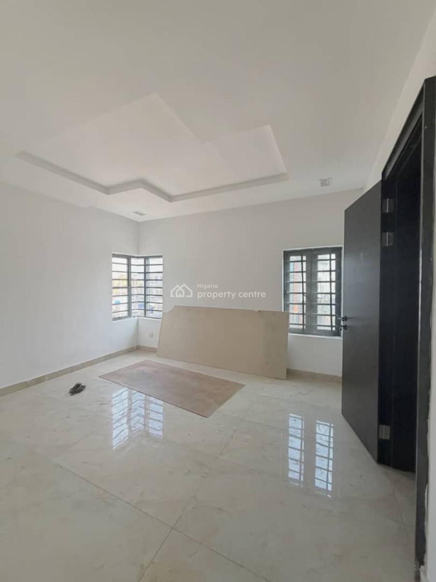 Lovely Built 2 Bedroom Apartment, Ikeja, Lagos, Flat / Apartment for Sale